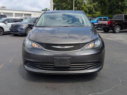 2017 Chrysler Pacifica Touring