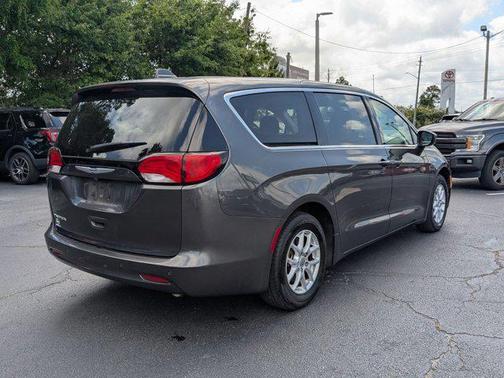 2017 Chrysler Pacifica Touring