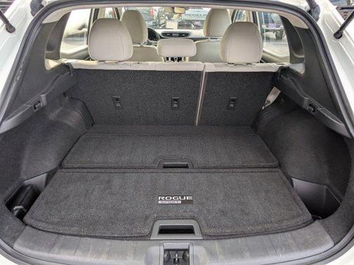 2020 Nissan Rogue Sport SV