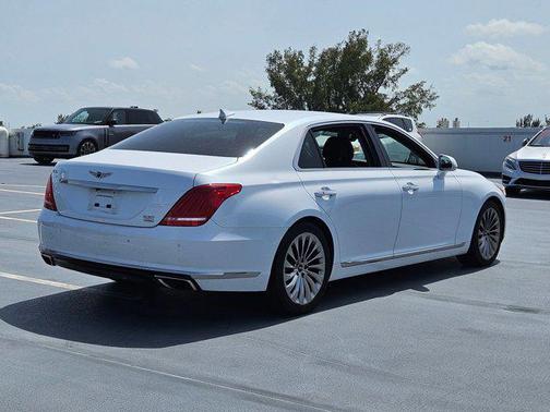 2019 Genesis G90 Premium