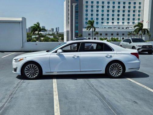 2019 Genesis G90 Premium