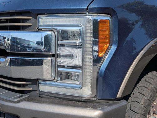 Blue Jeans Metallic 2019 Ford F-250 King Ranch