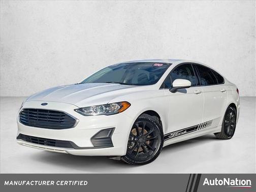 2020 Ford Fusion SE