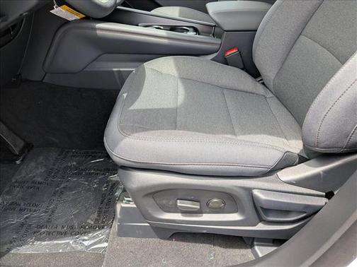 Space White Metallic 2026 Ford Explorer Active