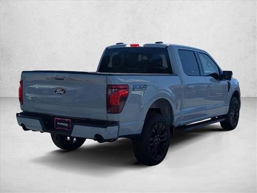 Avalanche 2026 Ford F-150 XLT