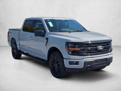 Avalanche 2026 Ford F-150 XLT