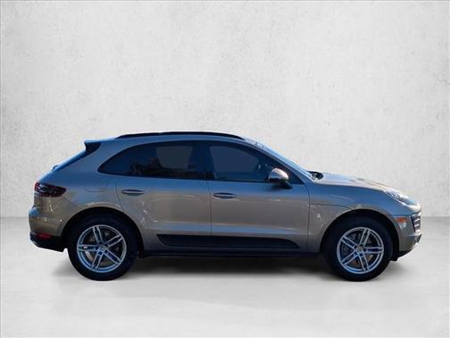 2018 Porsche Macan AWD