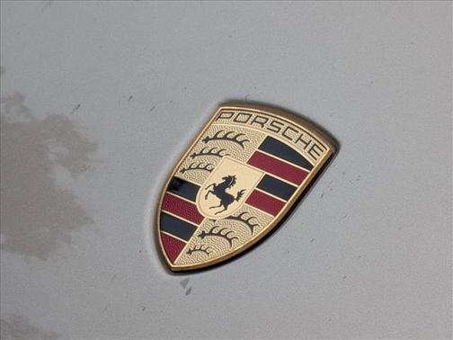 2018 Porsche Macan AWD