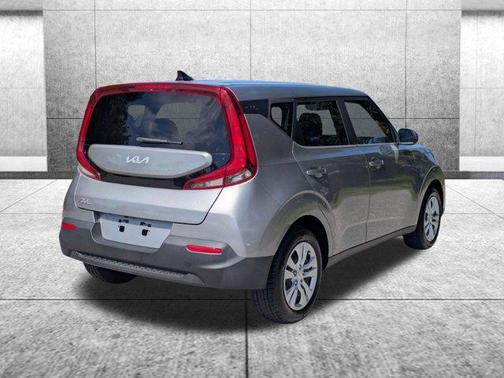 Steel Gray 2022 Kia Soul LX