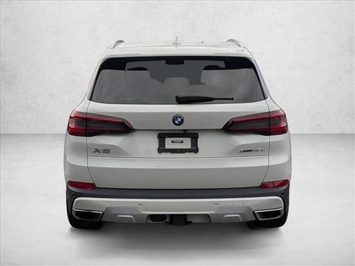 2022 BMW X5 PHEV xDrive45e