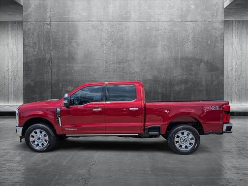 2025 Ford F-350 Lariat