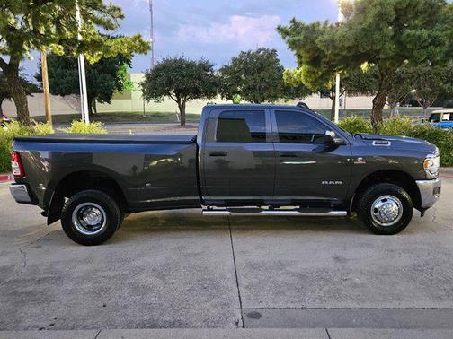 2021 RAM 3500 Tradesman Crew Cab 4x4 8' Box
