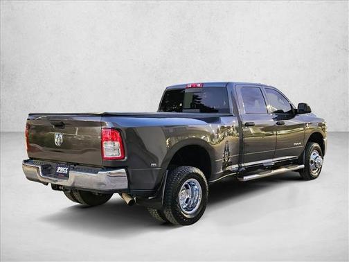 2021 RAM 3500 Tradesman Crew Cab 4x4 8' Box