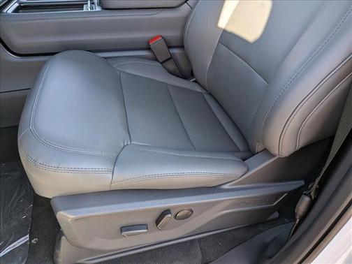 Space Silver Metallic 2026 Ford Expedition Active