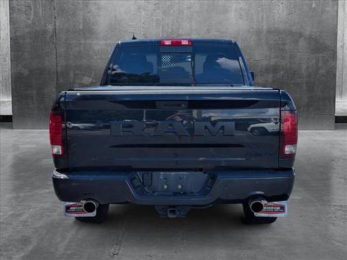 2018 RAM 1500 Night Crew Cab 4x4 5'7' Box