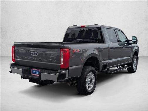 2025 Ford F-250 XLT
