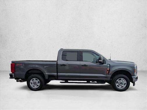 2025 Ford F-250 XLT