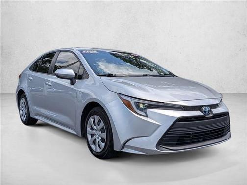 Classic Silver Metallic 2023 Toyota Corolla Hybrid XLE