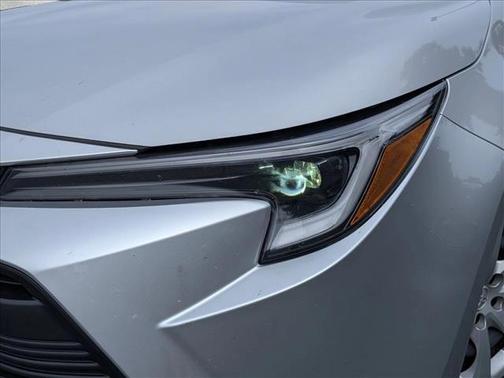 Classic Silver Metallic 2023 Toyota Corolla Hybrid XLE