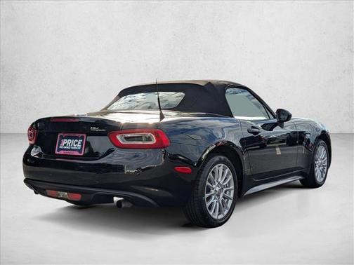 2017 FIAT 124 Spider Base
