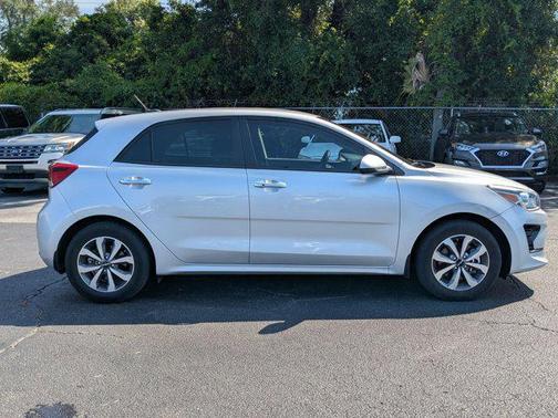 2022 Kia Rio S