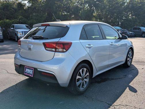 2022 Kia Rio S