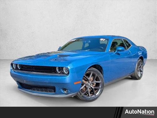 2021 Dodge Challenger SXT