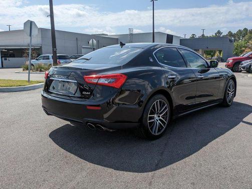 2015 Maserati Ghibli Base