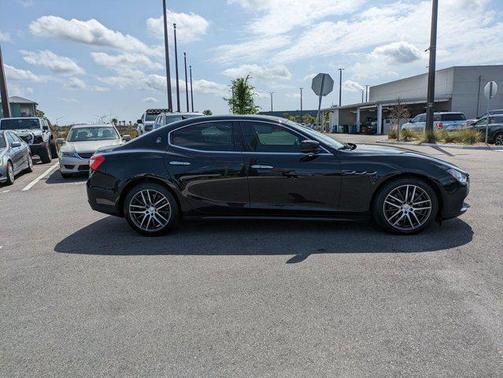 2015 Maserati Ghibli Base
