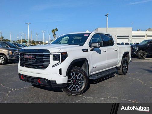 2025 GMC Sierra 1500 AT4