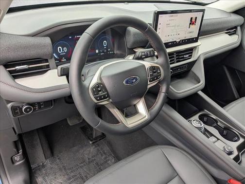 2026 Ford Explorer Active (200A)