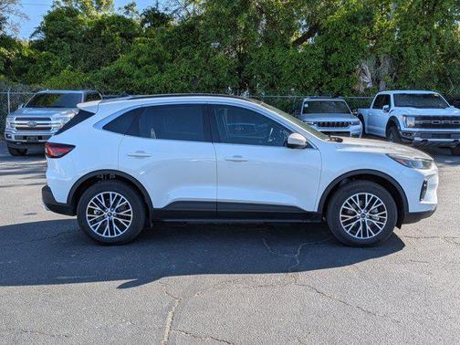 Star White Metallic Tri-Coat 2025 Ford Escape PHEV Base