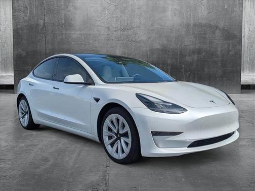 2022 Tesla Model 3 Long Range
