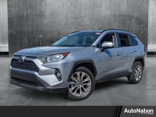 2019 Toyota RAV4 XLE Premium