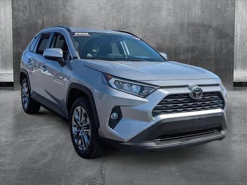 2019 Toyota RAV4 XLE Premium
