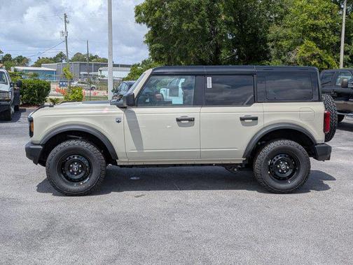 Desert Sand 2026 Ford Bronco Big Bend