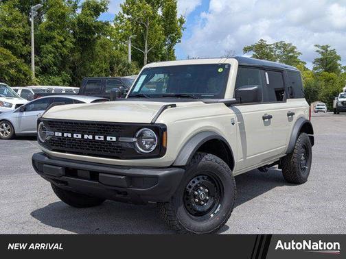 Desert Sand 2026 Ford Bronco Big Bend