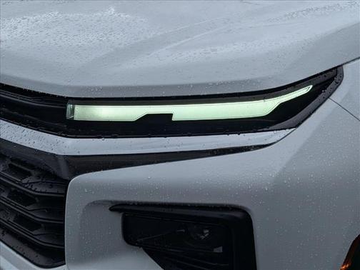 Summit White 2024 Chevrolet Traverse LS