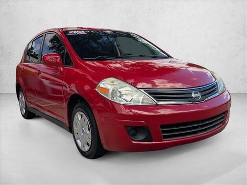 2010 Nissan Versa 1.8 S