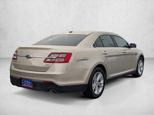 2018 Ford Taurus SEL