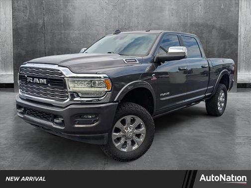 2019 RAM 2500 Limited Crew Cab 4x4 6'4' Box
