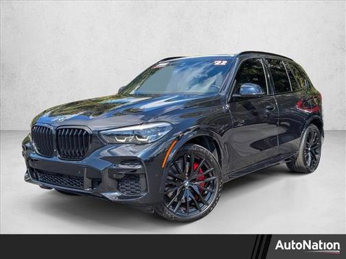 2022 BMW X5 M50i