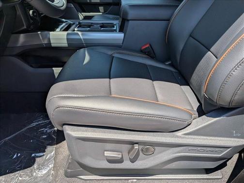 Glacier Gray Metallic Tri-Coat 2026 Ford F-250 Lariat