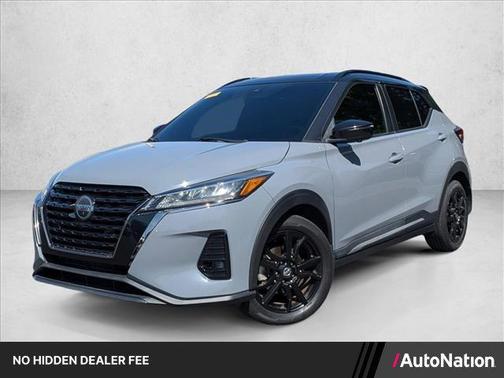 Boulder Gray Pearl/Super Black 2021 Nissan Kicks SR
