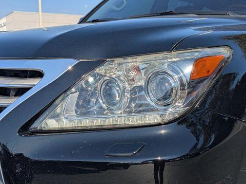 2015 Lexus LX 570 Base