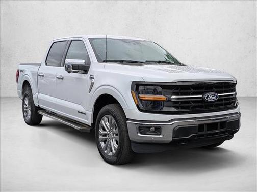 Oxford White 2024 Ford F-150 XLT