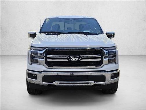 Star White Metallic Tri-Coat 2026 Ford F-150 Lariat