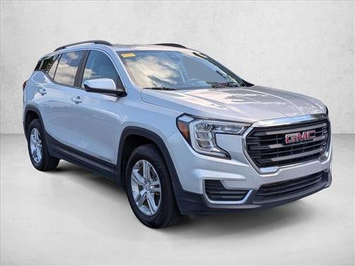 Quicksilver Metallic 2022 GMC Terrain SLE