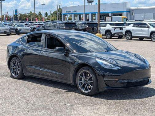 2019 Tesla Model 3 Mid Range