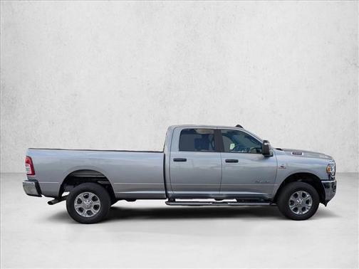 2024 RAM 2500 Big Horn Crew Cab 4x4 8' Box